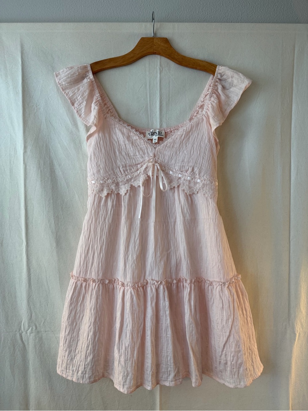 Romantic Light Pink Tiered Mini Dress with Lace Trim